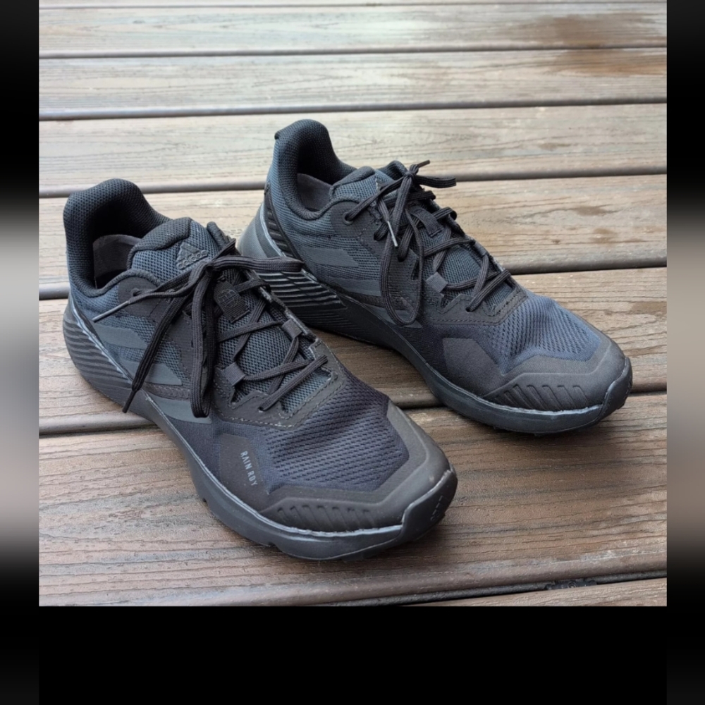 Adidas Terrex black